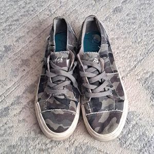 Blowfish slip on shoes